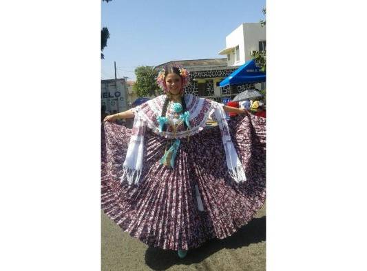 El Desfile de Las Mil Polleras en Las Tablas.