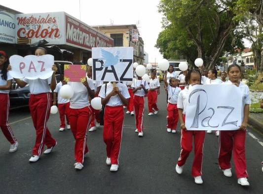 Esperan que otras escuela se unan para decirle no a la violencia en Colón.