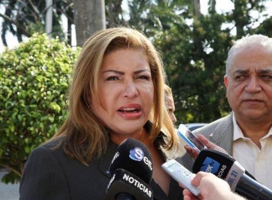 Es acusada del presunto delito de enriquecimiento injustificado.