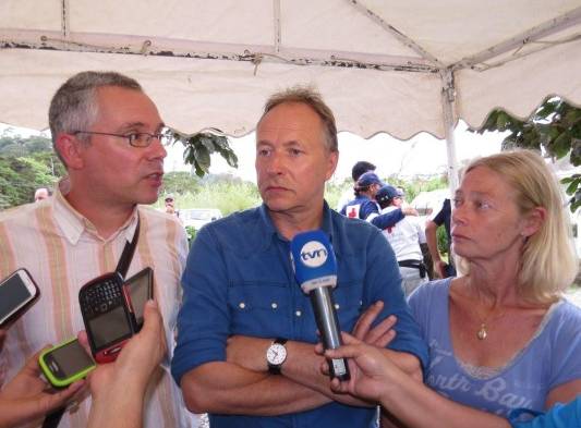 Familiares de las chicas