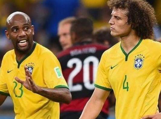 Acto que fue repudiado por el técnico de la selección brasileña, Dunga.