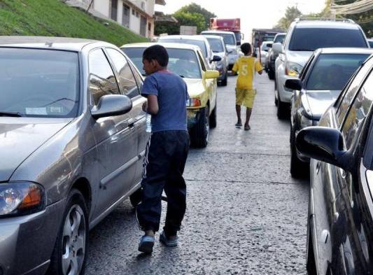 Trabajo infantil en las calles de Panamá.