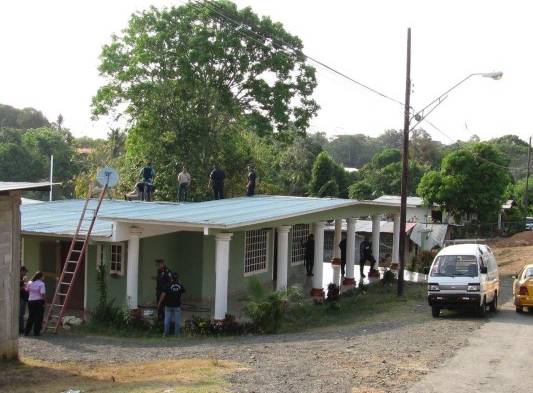 Las autoridades competentes desconocen el móvil de este hecho y se encuentran haciendo las pesquisas