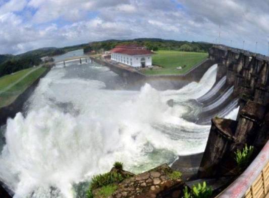 ACP busca mejorar las estructuras de la represa de Gatún 