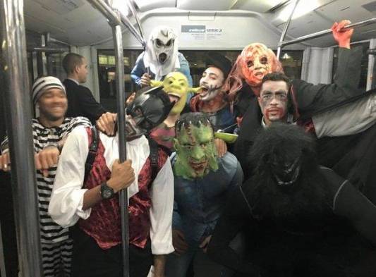 Vestidos de halloween &nbsp;jugadores del Barcelona interrumpieron la conferencia del Getafe&nbsp;.