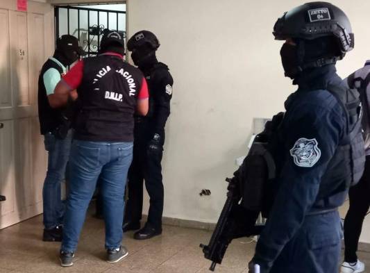 Autoridades aprehenden a falso odontólogo que operaba en clínica dental en Betania