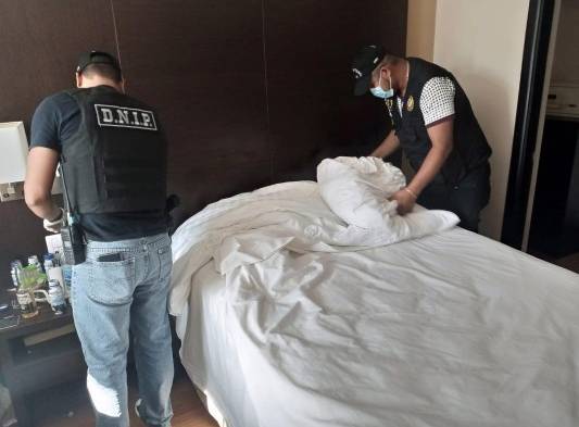 Incautan mil 940 paquetes de drogas y aprehenden a más de 500 personas