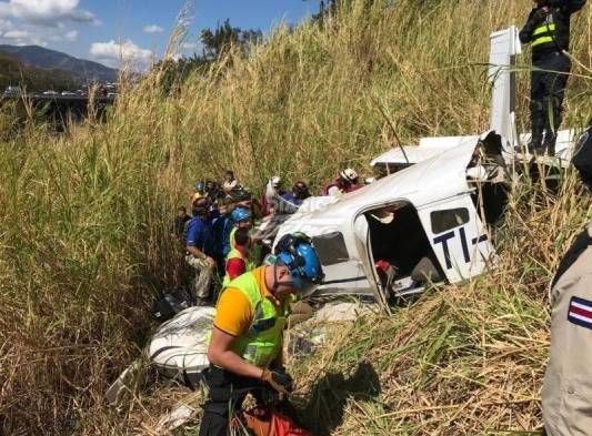 Dos sobreviven a la caída de avioneta