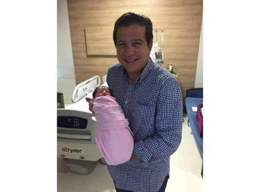 El diputado José Luis Varela está emocionado.