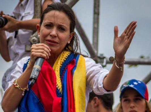 Machado se resguarda con Brasil