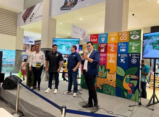 Comunidades de Azuero presentan sus proyectos en feria ambiental en Panamá