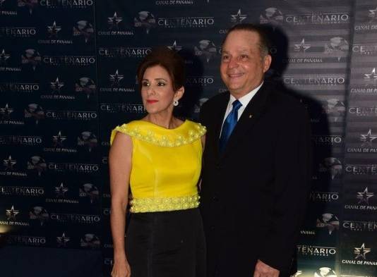 Alberto Alemán Zubieta y su esposa Ana Matilde no podían faltar a la gala.