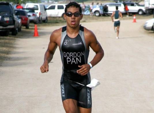 Bully Gordón tuvo problemas con la visa.