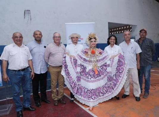 Presentan proyecto arquitectónico del Centro Nacional del Folklore