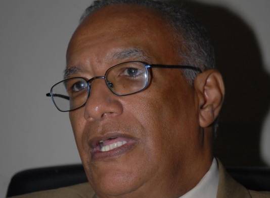 ‘Pachi’ Cárdenas alega que de no renunciar, es transfuguismo