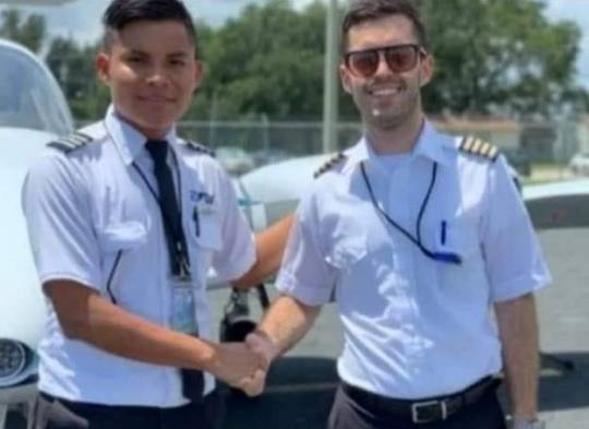 Indígena Ngäbe regresa a Panamá graduado de piloto