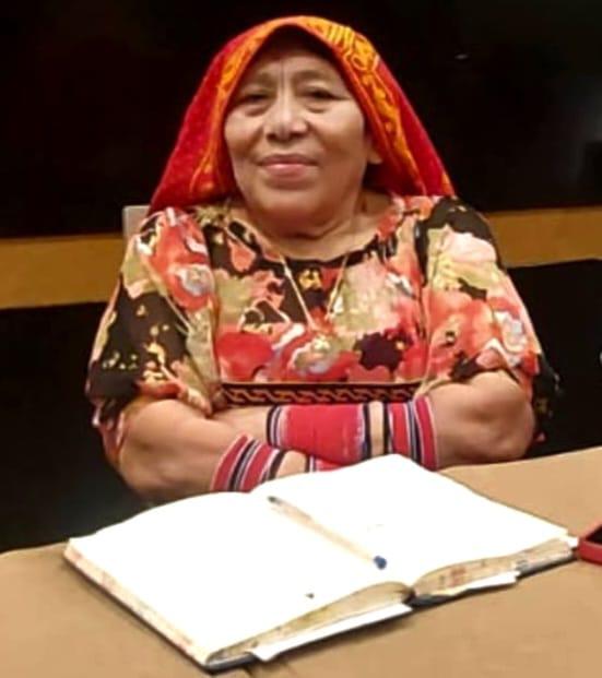 Briseida Iglesias: La mujer que borda la memoria del pueblo guna