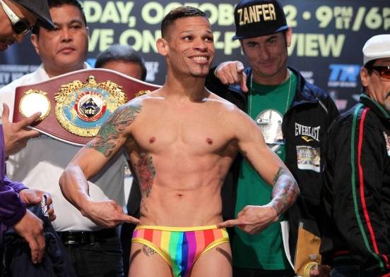 El boxeador boricua Orlando Cruz declaró sus preferencias sexuales en 2012.