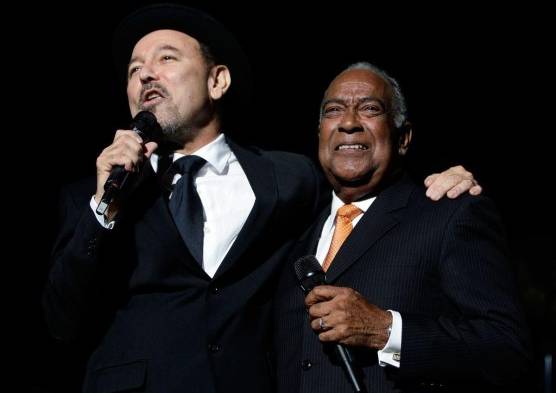 El primero en el velorio