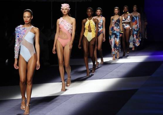 Dominnico, un milenial que viste a las mujeres de la Generación Z