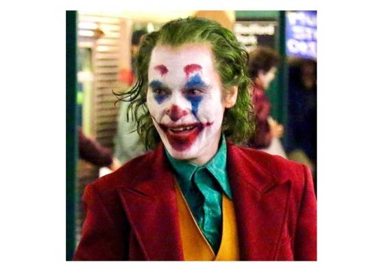 Aumentan la seguridad en salas de cines ante posible violencia que provoque 'Joker' 