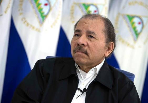 Ortega homenajea a Fidel Castro en el 40 aniversario de la Naval de Nicaragua