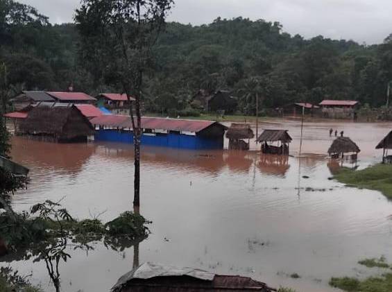 Inundaciones en Nueva Lucha fueron provocadas por las fuertes lluvias que se registran desde el lunes.