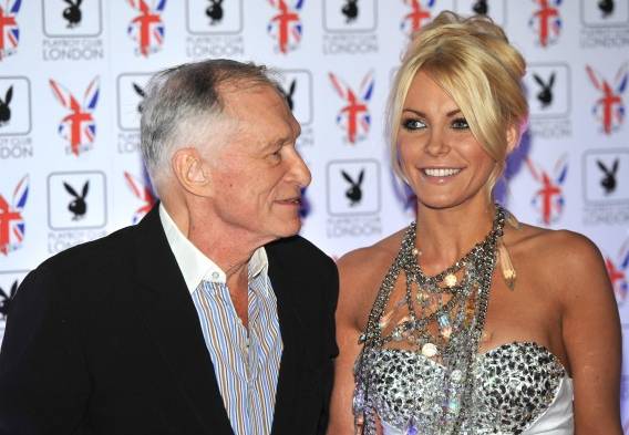 La viuda de Hugh Hefner perdió miles de seguidores por revertir una cirugía estética