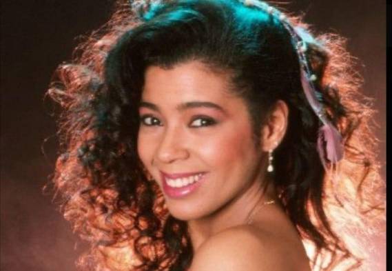 Hallan muerta a Irene Cara, la cantante de 'Flashdance' y 'Fama'