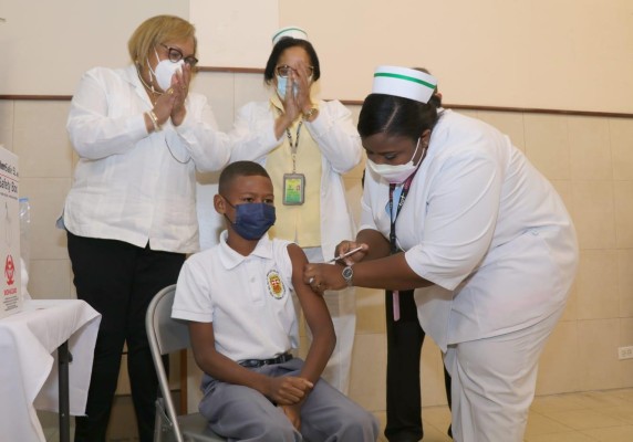 Aplicarán alrededor de 50 mil vacunas del VPH en 2 semanas de jornadas