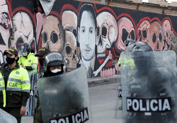 Imputarán a 3 policías por el homicidio de 4 personas en protestas en Bogotá