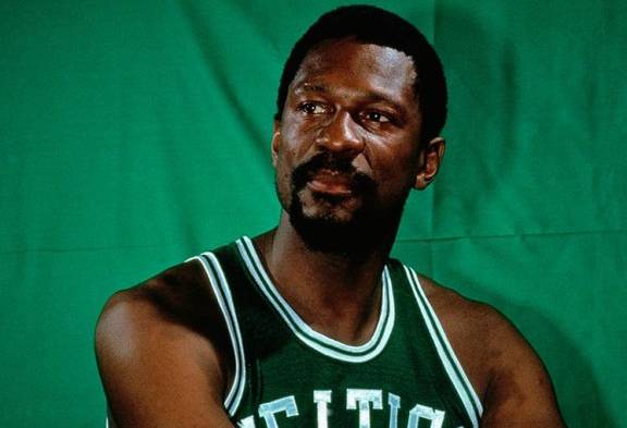 Bill Russell lanza duros calificativos a Trump