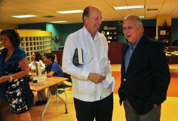 Alveen Weeden y Roberto Eisenman encabezan grupo