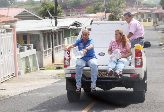 El IGCES liberó ayer 70 mil mosquitos transgénicos machos en Nuevo Chorrillo.