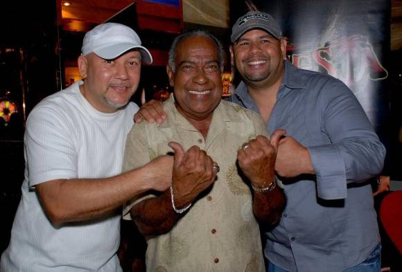 Los músicos lo recordarán como un padre.