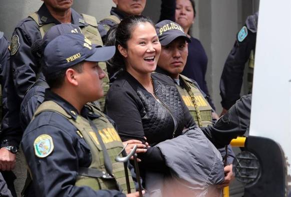 Fiscalía peruana allana vivienda de colaboradoras de Keiko Fujimori