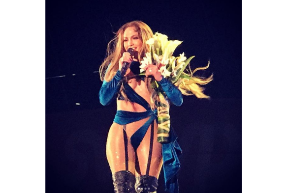 Jlo casi enseña la raspadura&nbsp;