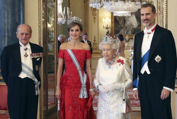 El duque de Edimburgo, el príncipe Felipe, marido de la reina Isabel II, ha muerto a los 99 años.