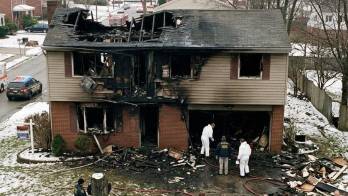 Como parte del acuerdo alcanzado con la fiscalía para admitir los cargos principales, la justicia procedió a retirar otros acusaciones adicionales por catástrofe e incendio agravado con resultado de muerte.