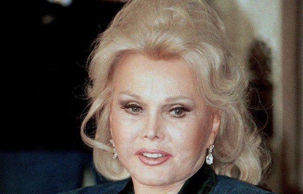 Muere La Controversial Actriz Zsa Zsa Gabor