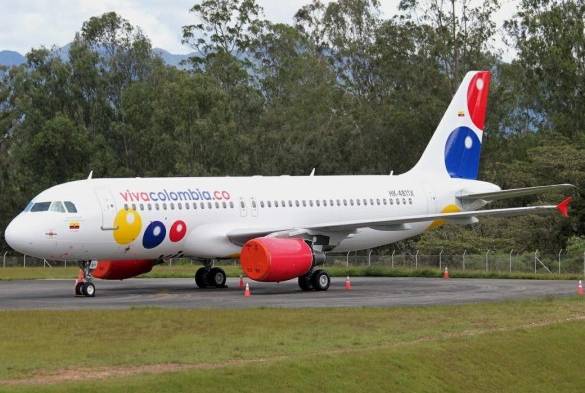 La aerolínea colombiana VivaColombia inaugura su primer vuelo a Panamá.