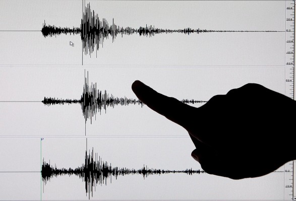 Levantada la alerta de tsunami tras un fuerte terremoto en el noreste de Japón