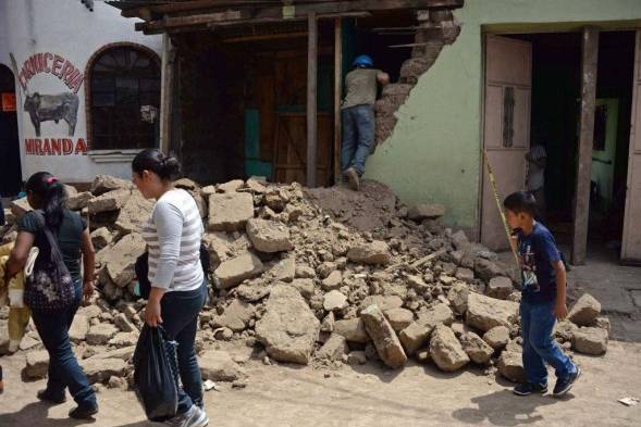 Fuerte sismo en Guatemala deja 35 heridos.