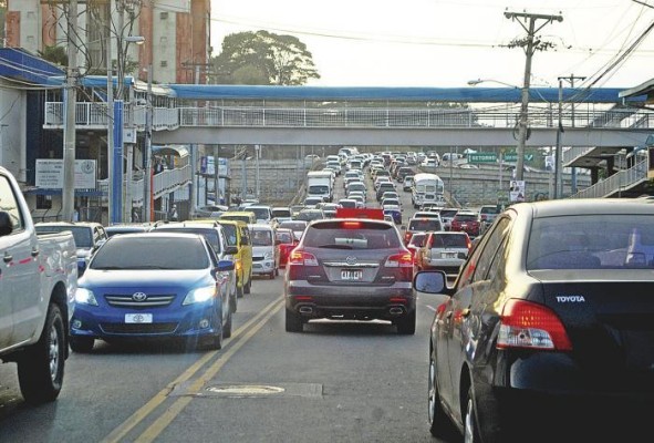 Vehículos autónomos pueden evitar solo un tercio de los accidentes de tráfico