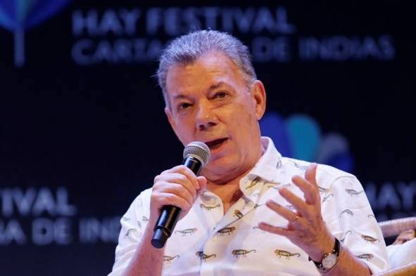 Santos cree que intervención militar en Venezuela desataría segundo Vietnam