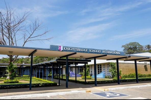 Buscan soluciones por el cierre del  Knightsbridge Schools International Panamá