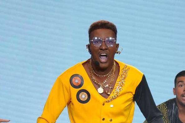 En la última gala, Franklyn ocupó el primer lugar con su interpretación del cantante Mc Hammer.