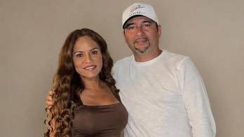 La familia Flores atraviesa un difícil momento tras el fallecimiento de Doris Flores, hermana del líder de Los Tipiqueros
