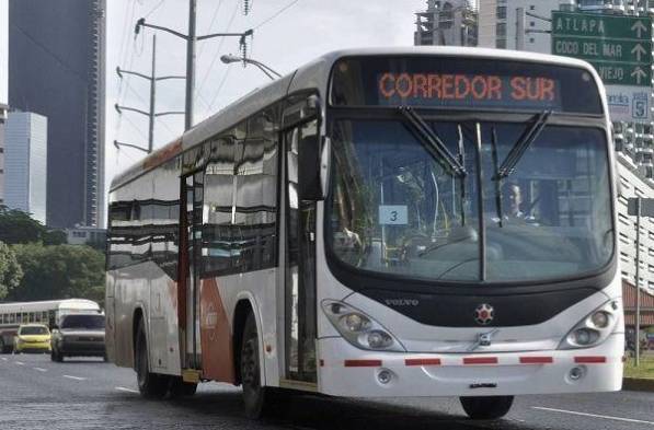 Metrobus aún debe resolver situaciones.