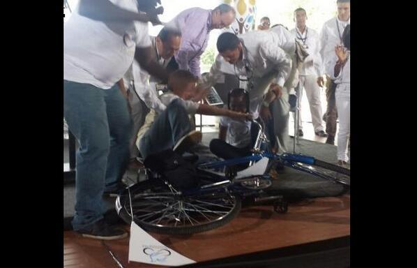 Presidente Santos al momento de su caída.